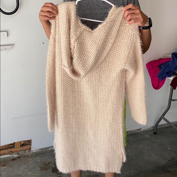 Charlotte Russe long cardigan - Picture 3 of 3